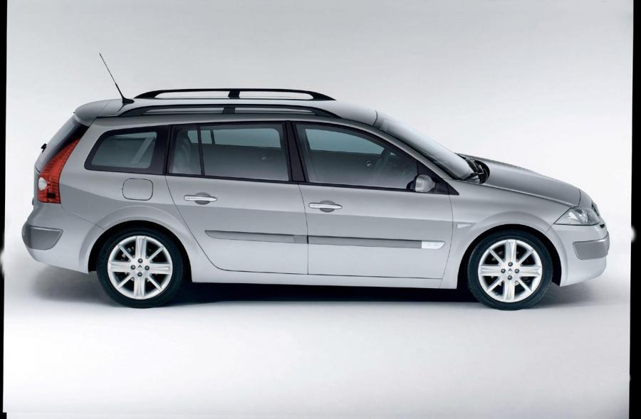  Renault Megane 2001 года  (фото 12 из 35)